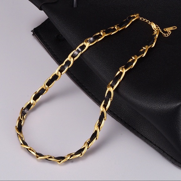 18k gold stamped vermeil titanium & leather necklace - Picture 3 of 4